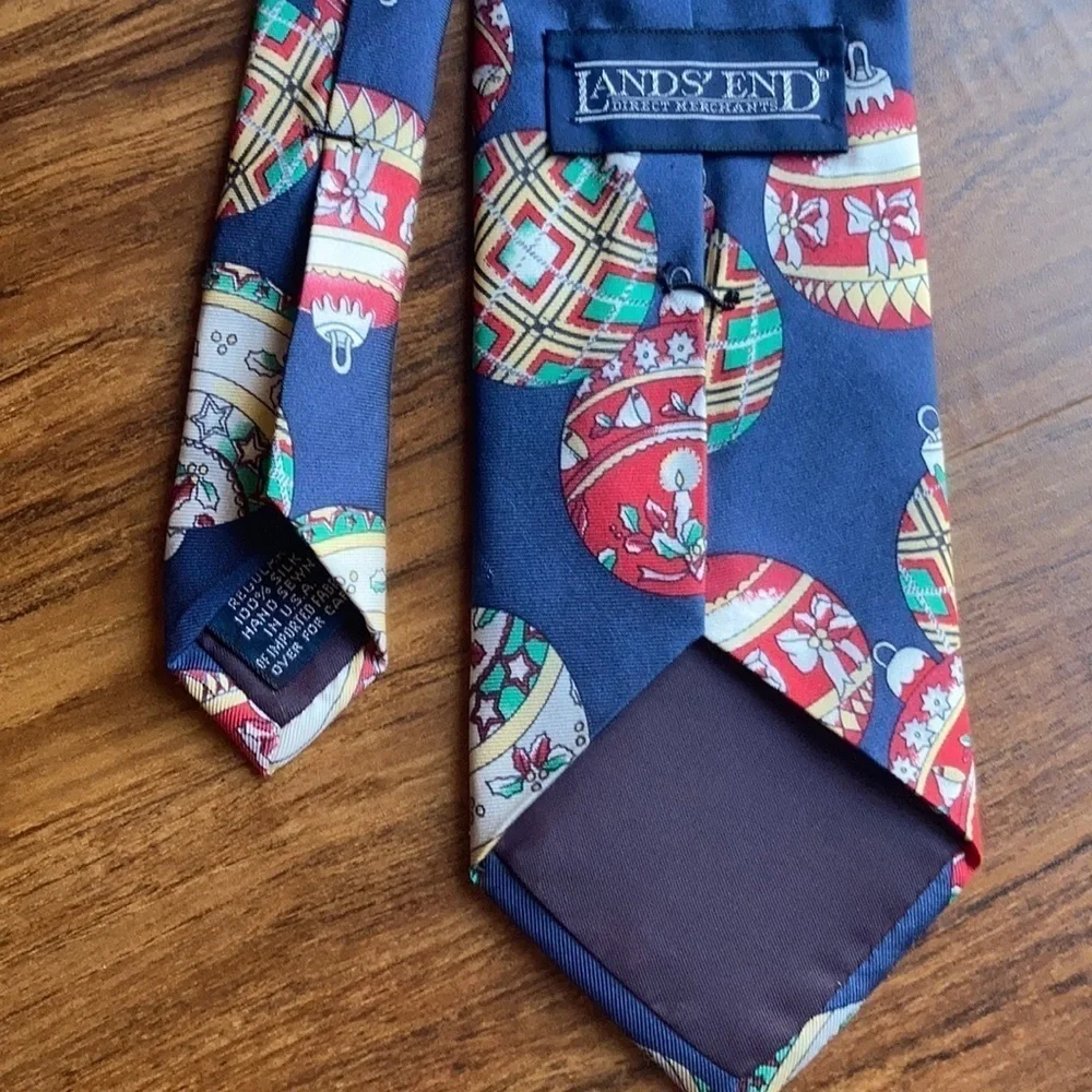 Lands end Christmas‎ tree ornament tie
